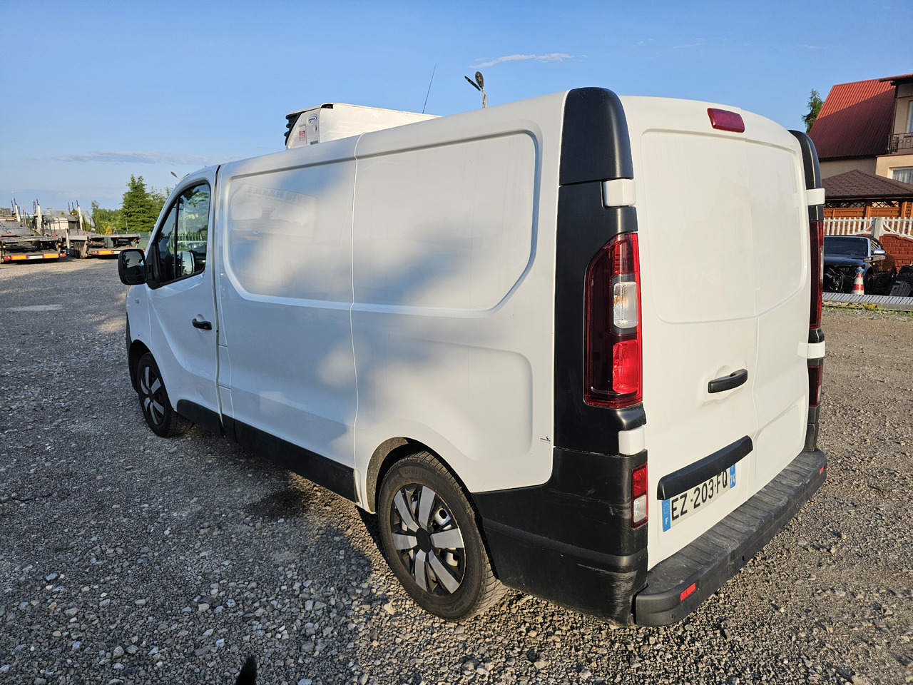 Opel VIVARO CHLODNIA CARRIER+230V CHLODZI GRZEJE KLIMA EURO6 - כלי רכב מסחרי לקירור: תמונה 5 Opel VIVARO CHLODNIA CARRIER+230V CHLODZI GRZEJE KLIMA EURO6 - כלי רכב מסחרי לקירור: תמונה 5