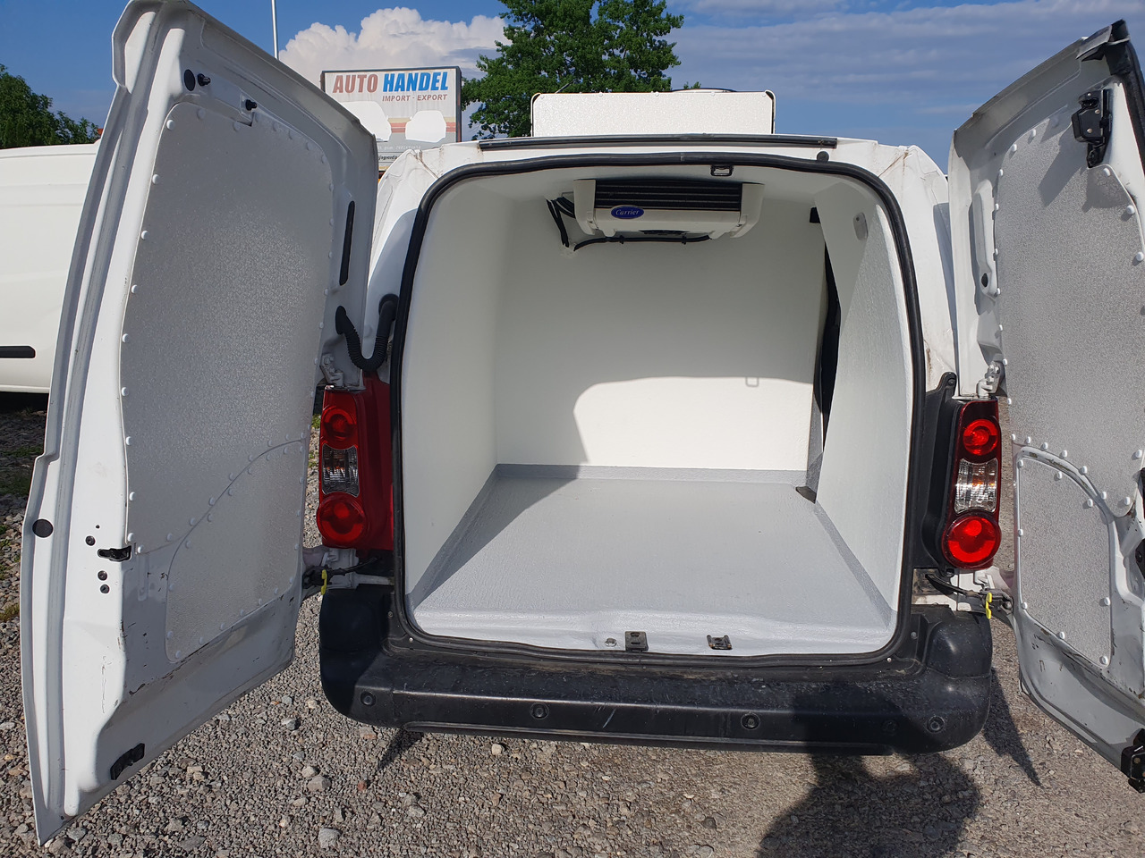 PEUGEOT PARTNER LONG CHLODNIA MROZNIA CARRIER KLIMA NAVI EURO6 - כלי רכב מסחרי לקירור: תמונה 2 PEUGEOT PARTNER LONG CHLODNIA MROZNIA CARRIER KLIMA NAVI EURO6 - כלי רכב מסחרי לקירור: תמונה 2