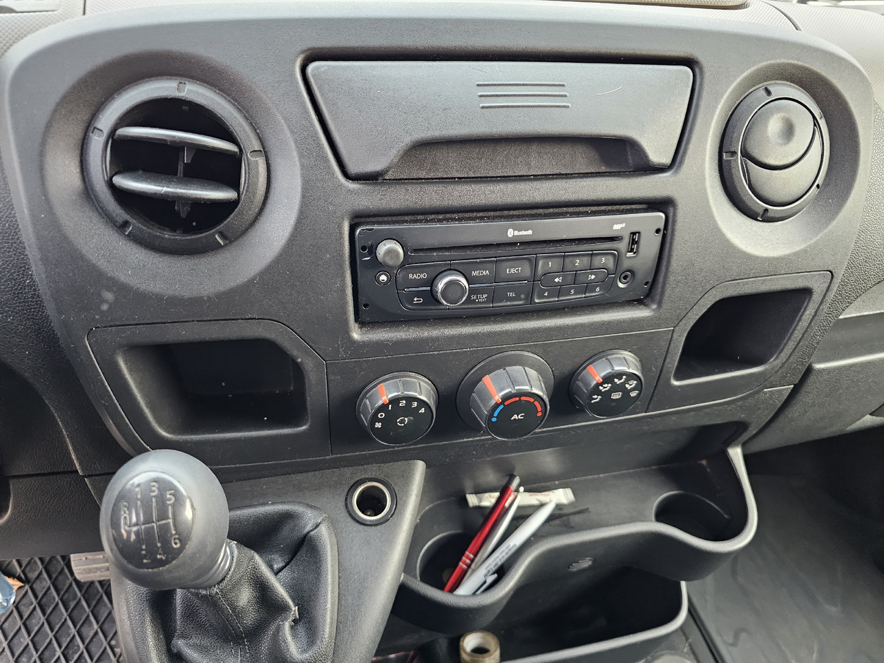 RENAULT MASTER 2.3 L3H2 CHLODNIA CARRIER KLIMA EURO5 - כלי רכב מסחרי לקירור: תמונה 5 RENAULT MASTER 2.3 L3H2 CHLODNIA CARRIER KLIMA EURO5 - כלי רכב מסחרי לקירור: תמונה 5