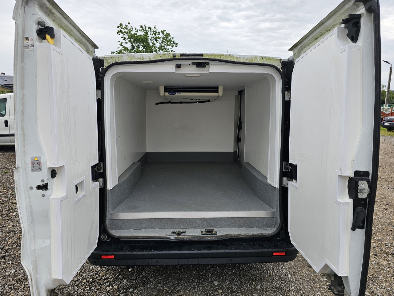 RENAULT TRAFIC CHLODNIA MROZNIA CARRIER+230V KLIMA EURO6 - כלי רכב מסחרי לקירור: תמונה 2 RENAULT TRAFIC CHLODNIA MROZNIA CARRIER+230V KLIMA EURO6 - כלי רכב מסחרי לקירור: תמונה 2
