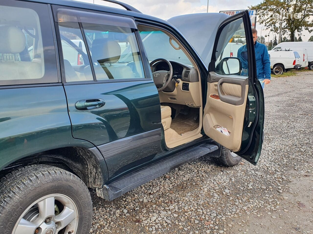 Toyota LAND CRUISER 100 4,2 TD KLIMA 7 OSOB - SUV: תמונה 4 Toyota LAND CRUISER 100 4,2 TD KLIMA 7 OSOB - SUV: תמונה 4