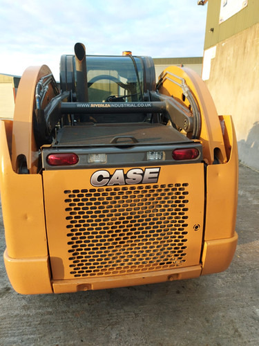 2014 CASE SV300 - מעמיס היגוי החלקה: תמונה 5 2014 CASE SV300 - מעמיס היגוי החלקה: תמונה 5