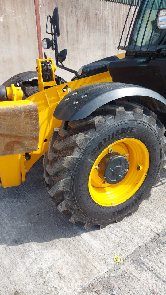 JCB 540-140 - מפעיל טלסקופי: תמונה 2 JCB 540-140 - מפעיל טלסקופי: תמונה 2