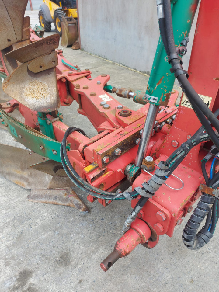 KVERNELAND ES100-200 - מחרשה: תמונה 4 KVERNELAND ES100-200 - מחרשה: תמונה 4