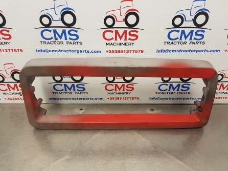 Case 856xl, 743, 745, 1056, 845 Front Housing Upper Grille 85639c1, 87718435 - גריל עבור טרקטור חקלאי: תמונה 1 Case 856xl, 743, 745, 1056, 845 Front Housing Upper Grille 85639c1, 87718435 - גריל עבור טרקטור חקלאי: תמונה 1