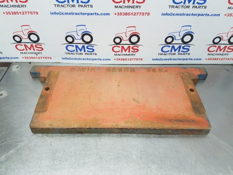 Case David Brown 1490, 1690, 1410, 990, 995, 996 Front Weight Slice K949673 - משקל נגד: תמונה 1 Case David Brown 1490, 1690, 1410, 990, 995, 996 Front Weight Slice K949673 - משקל נגד: תמונה 1