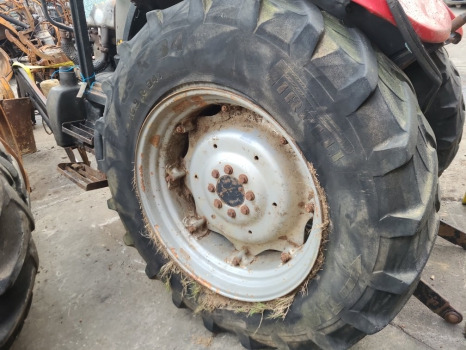 Case Jx, Jxu, Farmall New Holland Tdd, Jx80 Rear Wheel Rim 16.9r34 - חישוק עבור מכונה חקלאית: תמונה 3 Case Jx, Jxu, Farmall New Holland Tdd, Jx80 Rear Wheel Rim 16.9r34 - חישוק עבור מכונה חקלאית: תמונה 3