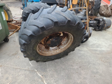 Case Jx80 New Hollland Td5, Td5000 Fiat 90, 93,94 Front Wheel Rim 340x85r24 - חישוק עבור מכונה חקלאית: תמונה 1 Case Jx80 New Hollland Td5, Td5000 Fiat 90, 93,94 Front Wheel Rim 340x85r24 - חישוק עבור מכונה חקלאית: תמונה 1