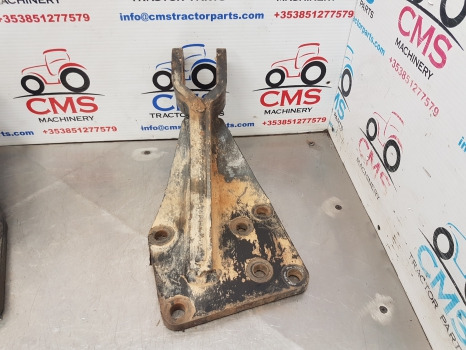 Case Mxm190, T7, T7000, Stabiliser Bracket Lhs 47127307, 84517768 - מתלה: תמונה 1 Case Mxm190, T7, T7000, Stabiliser Bracket Lhs 47127307, 84517768 - מתלה: תמונה 1