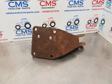 Case Mxm190, T7, T7000, Stabiliser Bracket Lhs 47127307, 84517768 - מתלה: תמונה 3 Case Mxm190, T7, T7000, Stabiliser Bracket Lhs 47127307, 84517768 - מתלה: תמונה 3