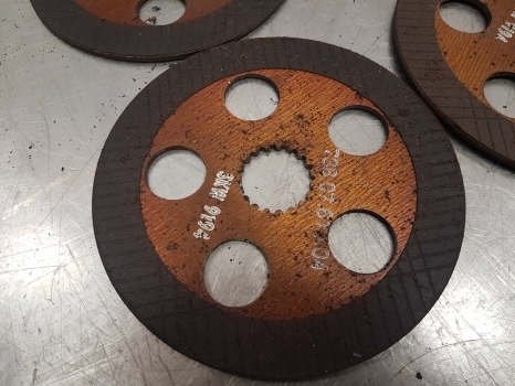 Caterpillar Th62 Brake Disc Kit 8i3881, 8q2445, 7380761004, Im2647, 475796 - דיסק בלמים עבור מפעיל טלסקופי: תמונה 3 Caterpillar Th62 Brake Disc Kit 8i3881, 8q2445, 7380761004, Im2647, 475796 - דיסק בלמים עבור מפעיל טלסקופי: תמונה 3