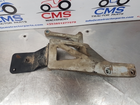 Claas Arion 530, 500, Cmatic,hexashift Alternator Support 0022356030, 0021608072 - אלטרנטור עבור טרקטור חקלאי: תמונה 2 Claas Arion 530, 500, Cmatic,hexashift Alternator Support 0022356030, 0021608072 - אלטרנטור עבור טרקטור חקלאי: תמונה 2