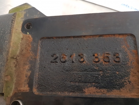 Claas Arion 640, 500, 600 Air Compressor Bracket 0026133530, 0021581522 - מערכת חשמל עבור טרקטור חקלאי: תמונה 5 Claas Arion 640, 500, 600 Air Compressor Bracket 0026133530, 0021581522 - מערכת חשמל עבור טרקטור חקלאי: תמונה 5