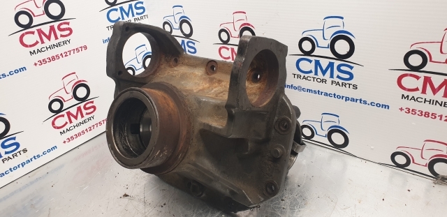 Claas Arion 640 Ares 697 Front Axle Differential Housing 0011301560 - הילוך דיפרנציאלי עבור טרקטור חקלאי: תמונה 2 Claas Arion 640 Ares 697 Front Axle Differential Housing 0011301560 - הילוך דיפרנציאלי עבור טרקטור חקלאי: תמונה 2
