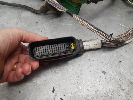 Claas Arion 640 Cab Wiring Loom 0021761573, 0022347451, 21761573, 22347451 - כבלים/ רתמת חוט עבור טרקטור חקלאי: תמונה 2 Claas Arion 640 Cab Wiring Loom 0021761573, 0022347451, 21761573, 22347451 - כבלים/ רתמת חוט עבור טרקטור חקלאי: תמונה 2