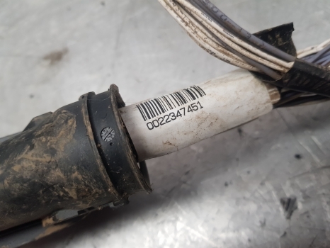 Claas Arion 640 Cab Wiring Loom 0021761573, 0022347451, 21761573, 22347451 - כבלים/ רתמת חוט עבור טרקטור חקלאי: תמונה 3 Claas Arion 640 Cab Wiring Loom 0021761573, 0022347451, 21761573, 22347451 - כבלים/ רתמת חוט עבור טרקטור חקלאי: תמונה 3