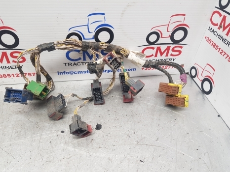 Claas Arion 640 Cab Wiring Loom 0022371370, 0022371372, 22371370, 22371372 - כבלים/ רתמת חוט עבור טרקטור חקלאי: תמונה 1 Claas Arion 640 Cab Wiring Loom 0022371370, 0022371372, 22371370, 22371372 - כבלים/ רתמת חוט עבור טרקטור חקלאי: תמונה 1