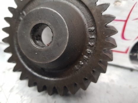 Claas Axion, Arion, Ares Arion 640 Engine Oil Pump Gear Z30 R126638, 6005021594 - משאבת שמן עבור טרקטור חקלאי: תמונה 2 Claas Axion, Arion, Ares Arion 640 Engine Oil Pump Gear Z30 R126638, 6005021594 - משאבת שמן עבור טרקטור חקלאי: תמונה 2