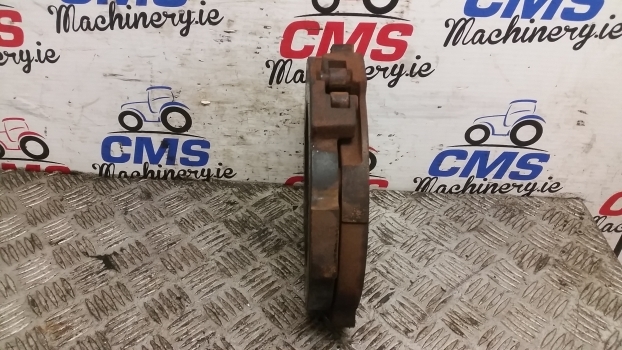 Deutz Agrotron 6.15 Rear Axle Brake Actuator Plate 04423836 - חלקי בלמים עבור טרקטור חקלאי: תמונה 4 Deutz Agrotron 6.15 Rear Axle Brake Actuator Plate 04423836 - חלקי בלמים עבור טרקטור חקלאי: תמונה 4
