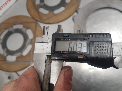 Fendt 724 S4, 716, 718, 720, 722, Brake Disc Kit 835100321071, 743150150080 - דיסק בלמים: תמונה 5 Fendt 724 S4, 716, 718, 720, 722, Brake Disc Kit 835100321071, 743150150080 - דיסק בלמים: תמונה 5