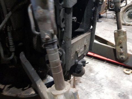 Fendt 928 Bennett Pick Up Hitch Complete 0098121100000, F931502160010 - מסגרת/ שלדה: תמונה 4 Fendt 928 Bennett Pick Up Hitch Complete 0098121100000, F931502160010 - מסגרת/ שלדה: תמונה 4
