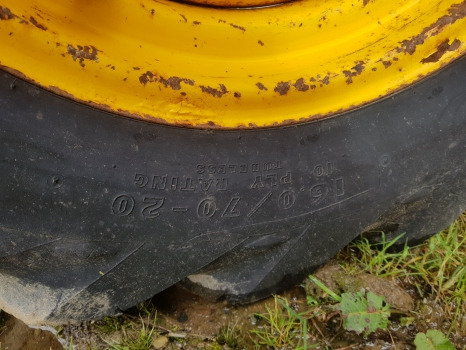 Fermec 750, 760, 860 Front Wheel 6.0/70-20 - חבילת גלגלים וצמיגים עבור מכונה חקלאית: תמונה 3 Fermec 750, 760, 860 Front Wheel 6.0/70-20 - חבילת גלגלים וצמיגים עבור מכונה חקלאית: תמונה 3