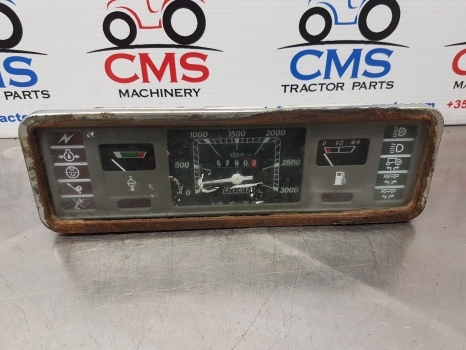 Fiat 66, 90, 93 Series 90-90, 100-90 Instrument Cluster Clock 5125046, 5105878 - אורות/ תאורה עבור טרקטור חקלאי: תמונה 2 Fiat 66, 90, 93 Series 90-90, 100-90 Instrument Cluster Clock 5125046, 5105878 - אורות/ תאורה עבור טרקטור חקלאי: תמונה 2