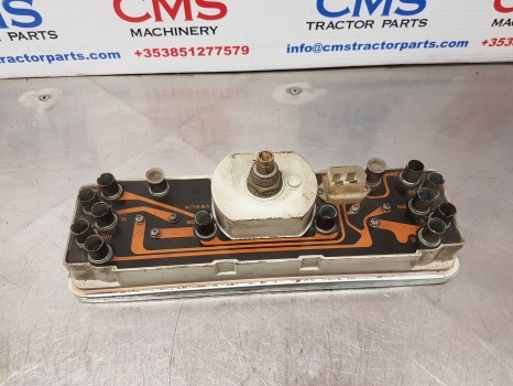 Fiat 66, 90, 93 Series 90-90, 100-90 Instrument Cluster Clock 5125046, 5105878 - אורות/ תאורה עבור טרקטור חקלאי: תמונה 3 Fiat 66, 90, 93 Series 90-90, 100-90 Instrument Cluster Clock 5125046, 5105878 - אורות/ תאורה עבור טרקטור חקלאי: תמונה 3