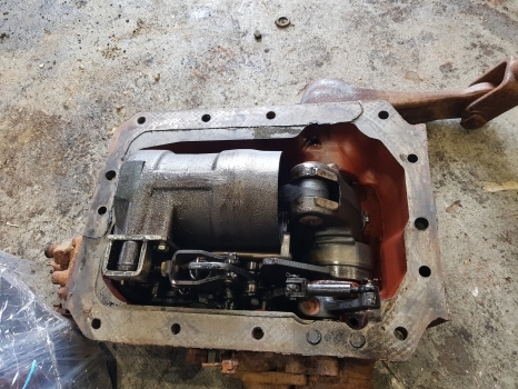 Fiat 70-90, 80-90 Hydraulic Lift Cover Assy 5117164, 5125938, 5123957, 5123959 - חלקי הידרוליקה עבור טרקטור חקלאי: תמונה 5 Fiat 70-90, 80-90 Hydraulic Lift Cover Assy 5117164, 5125938, 5123957, 5123959 - חלקי הידרוליקה עבור טרקטור חקלאי: תמונה 5