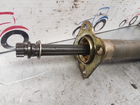 Fiat 90 Series 140-90 Steering Column Drive Shaft 5110742, 5104943, 5104942 - עמודת היגוי עבור טרקטור חקלאי: תמונה 2 Fiat 90 Series 140-90 Steering Column Drive Shaft 5110742, 5104943, 5104942 - עמודת היגוי עבור טרקטור חקלאי: תמונה 2