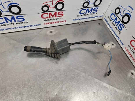 Fiat F, F-dt Series F140, F100, F115, F120, F130 Switch Lever Lights 5141940 - אורות/ תאורה: תמונה 5 Fiat F, F-dt Series F140, F100, F115, F120, F130 Switch Lever Lights 5141940 - אורות/ תאורה: תמונה 5