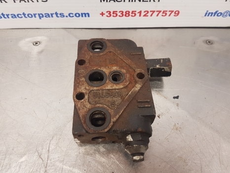 Fiat F110, F115, F120, F130, F140, Dt Spool Control Valve Body 5146538, 5161888 - שסתום הידרולי עבור טרקטור חקלאי: תמונה 3 Fiat F110, F115, F120, F130, F140, Dt Spool Control Valve Body 5146538, 5161888 - שסתום הידרולי עבור טרקטור חקלאי: תמונה 3
