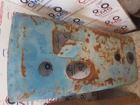 Ford 10 Series 7710, 6710 Bonnet Hood Panel 5 Holes, E1nn16a724aa, D8nn16a724ba - מכסה מנוע עבור טרקטור חקלאי: תמונה 1 Ford 10 Series 7710, 6710 Bonnet Hood Panel 5 Holes, E1nn16a724aa, D8nn16a724ba - מכסה מנוע עבור טרקטור חקלאי: תמונה 1