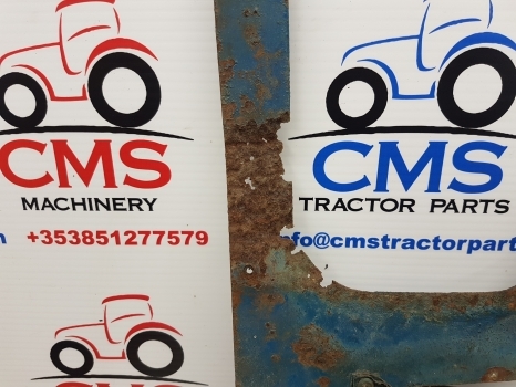 Ford 2000, 3000 Cab Front Quarter Panels D0nn94500n76a, D0nn94500n77a - חלון וחלקים עבור טרקטור חקלאי: תמונה 5 Ford 2000, 3000 Cab Front Quarter Panels D0nn94500n76a, D0nn94500n77a - חלון וחלקים עבור טרקטור חקלאי: תמונה 5