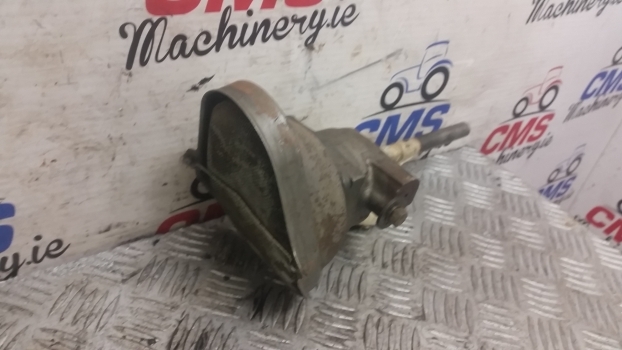 Ford 2910, 3 Cylinder Engines Engine Oil Pump E1nn6600dd, 81873261, 87554841 - משאבת שמן עבור טרקטור חקלאי: תמונה 2 Ford 2910, 3 Cylinder Engines Engine Oil Pump E1nn6600dd, 81873261, 87554841 - משאבת שמן עבור טרקטור חקלאי: תמונה 2