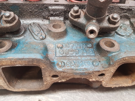 Ford 3000, 2000, 3000 Engine Cylinder Head C7nn6049ab, D0nn9f593a - ראש צילינדר עבור מכונה חקלאית: תמונה 3 Ford 3000, 2000, 3000 Engine Cylinder Head C7nn6049ab, D0nn9f593a - ראש צילינדר עבור מכונה חקלאית: תמונה 3
