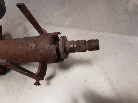 Ford 3230, 3430, 3930, 5130, 4830, 4630 Steering Column E8nn3c529da, 83982650 - עמודת היגוי עבור טרקטור חקלאי: תמונה 4 Ford 3230, 3430, 3930, 5130, 4830, 4630 Steering Column E8nn3c529da, 83982650 - עמודת היגוי עבור טרקטור חקלאי: תמונה 4