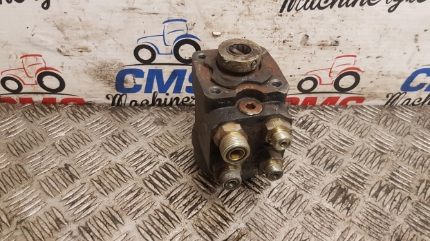 Ford 40 And Ts Series Orbital Unit F0nn3a244ba, 81863600 , Danfoss 150n1031 - היגוי עבור טרקטור חקלאי: תמונה 1 Ford 40 And Ts Series Orbital Unit F0nn3a244ba, 81863600 , Danfoss 150n1031 - היגוי עבור טרקטור חקלאי: תמונה 1