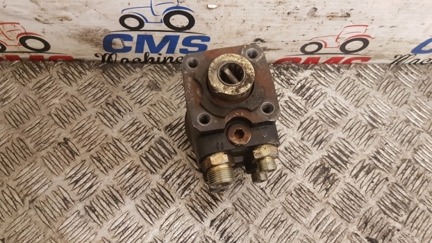 Ford 40 And Ts Series Orbital Unit F0nn3a244ba, 81863600 , Danfoss 150n1031 - היגוי עבור טרקטור חקלאי: תמונה 2 Ford 40 And Ts Series Orbital Unit F0nn3a244ba, 81863600 , Danfoss 150n1031 - היגוי עבור טרקטור חקלאי: תמונה 2