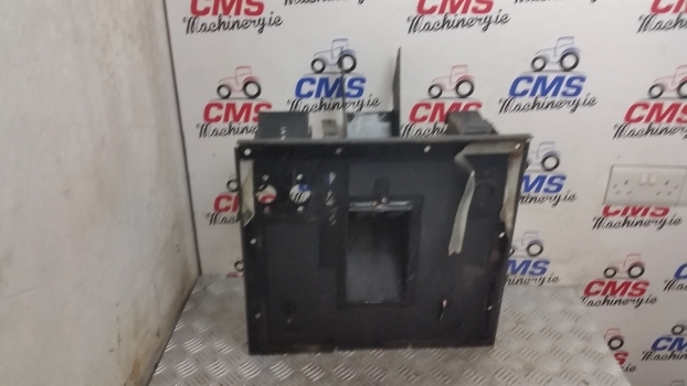 Ford 40 Series Cab Pedal Support Plate, Steering Support 82850738 E9nn3r863ah11m - דוושה עבור טרקטור חקלאי: תמונה 2 Ford 40 Series Cab Pedal Support Plate, Steering Support 82850738 E9nn3r863ah11m - דוושה עבור טרקטור חקלאי: תמונה 2