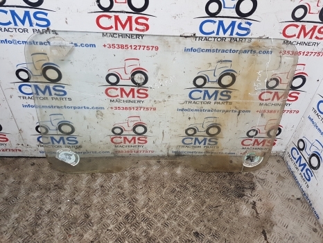 Ford 4000, 5000, 7000 Cab Front Glass 81822765 - חלון וחלקים עבור טרקטור חקלאי: תמונה 2 Ford 4000, 5000, 7000 Cab Front Glass 81822765 - חלון וחלקים עבור טרקטור חקלאי: תמונה 2