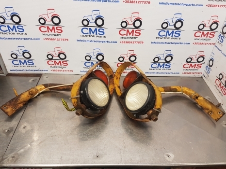 Ford 550, 555, 655 Working Lighs Assembly 83930993, E1nn13n083bc12z - אורות/ תאורה עבור מחפרון: תמונה 1 Ford 550, 555, 655 Working Lighs Assembly 83930993, E1nn13n083bc12z - אורות/ תאורה עבור מחפרון: תמונה 1
