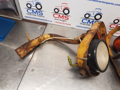 Ford 550, 555, 655 Working Lighs Assembly 83930993, E1nn13n083bc12z - אורות/ תאורה עבור מחפרון: תמונה 4 Ford 550, 555, 655 Working Lighs Assembly 83930993, E1nn13n083bc12z - אורות/ תאורה עבור מחפרון: תמונה 4