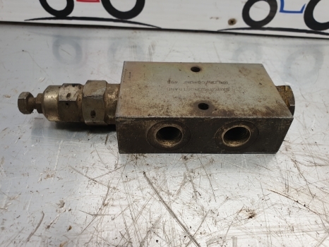 Ford 555 Hydraulic Check Valve 81873170 , Sauer-sundstrand Rpl06/c5-unf 495 - שסתום הידרולי עבור טרקטור חקלאי: תמונה 5 Ford 555 Hydraulic Check Valve 81873170 , Sauer-sundstrand Rpl06/c5-unf 495 - שסתום הידרולי עבור טרקטור חקלאי: תמונה 5