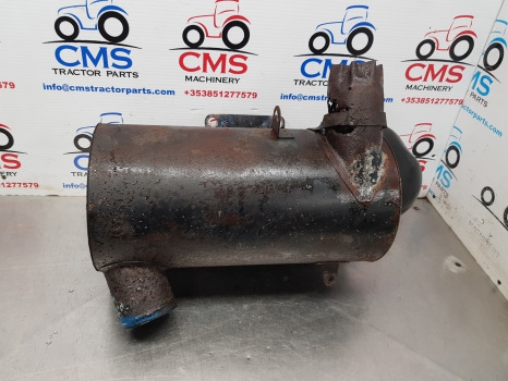 Ford 7610 6610, 7710 Air Filter Box Cleaner 2.25 Inches Rusty E0nn9600la12m - מערכת כניסת אוויר: תמונה 1 Ford 7610 6610, 7710 Air Filter Box Cleaner 2.25 Inches Rusty E0nn9600la12m - מערכת כניסת אוויר: תמונה 1