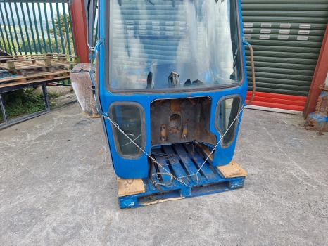 Ford 7810, 7910, 8210, Complete Super Q Cab Series 2, Complete Cab Cab No60 - תא: תמונה 3 Ford 7810, 7910, 8210, Complete Super Q Cab Series 2, Complete Cab Cab No60 - תא: תמונה 3