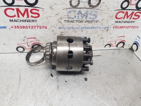 Ford 7840, 10, 40, Lb, Tlb Front Axle Differential Box Assy 9968055, 85827068 - הילוך דיפרנציאלי עבור מכונה חקלאית: תמונה 1 Ford 7840, 10, 40, Lb, Tlb Front Axle Differential Box Assy 9968055, 85827068 - הילוך דיפרנציאלי עבור מכונה חקלאית: תמונה 1