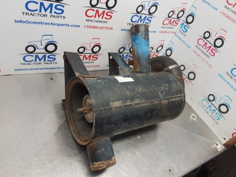 Ford 8530, 8700, Tw10, Tw5 Air Cleaner Filter Box D8nn9600cb12m, 81870841 - מערכת כניסת אוויר: תמונה 2 Ford 8530, 8700, Tw10, Tw5 Air Cleaner Filter Box D8nn9600cb12m, 81870841 - מערכת כניסת אוויר: תמונה 2