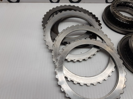 Ford New Holland 40 Series,ts,8240 Transmission Clutch Plate, Friction Disc Kit - דיסק מצמד עבור טרקטור חקלאי: תמונה 2 Ford New Holland 40 Series,ts,8240 Transmission Clutch Plate, Friction Disc Kit - דיסק מצמד עבור טרקטור חקלאי: תמונה 2