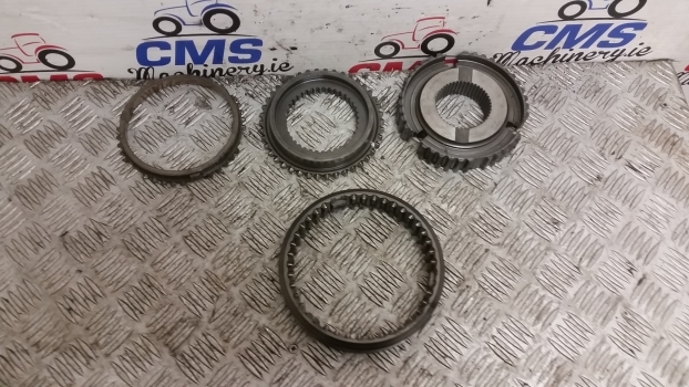 Ford New Holland 40, Ts Transmission Synchronizer Forward, Reverse 82001900 - תמסורת עבור טרקטור חקלאי: תמונה 2 Ford New Holland 40, Ts Transmission Synchronizer Forward, Reverse 82001900 - תמסורת עבור טרקטור חקלאי: תמונה 2